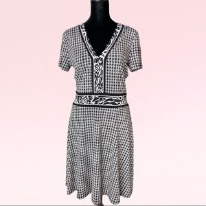 Michael Kors Midi Dress Vneck style